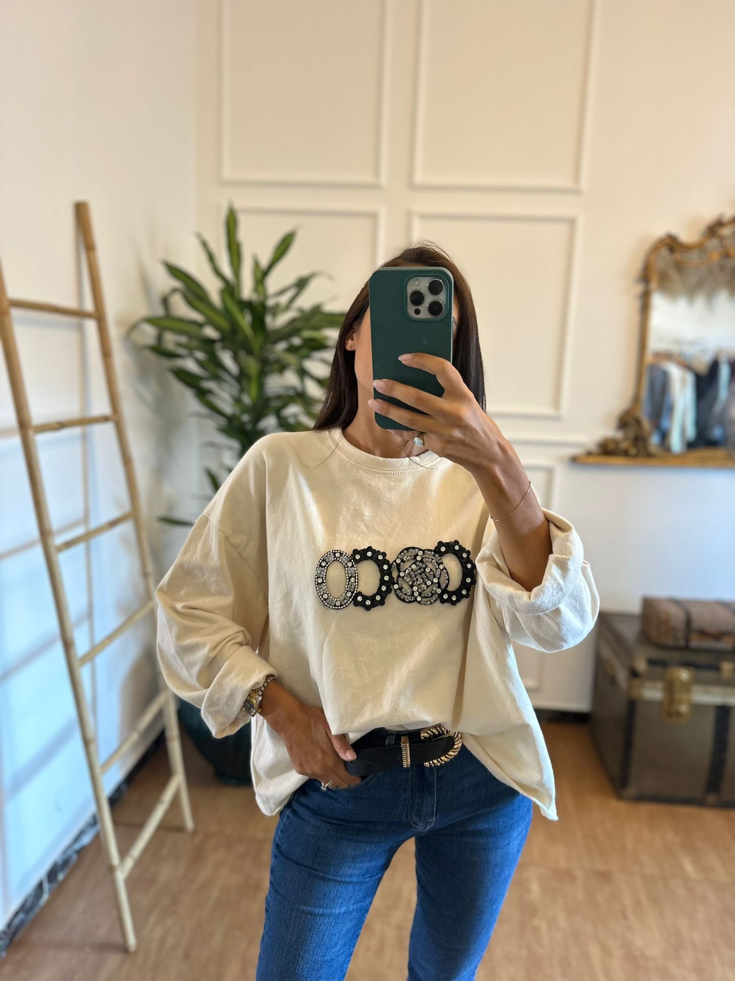 MAGLIA CON RICAMO “COCO”