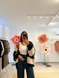 Cardigan a righe, trama spessa