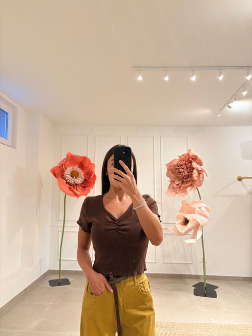 T shirt crop con arriccio