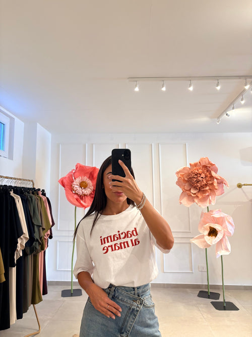 T Shirt con scritta